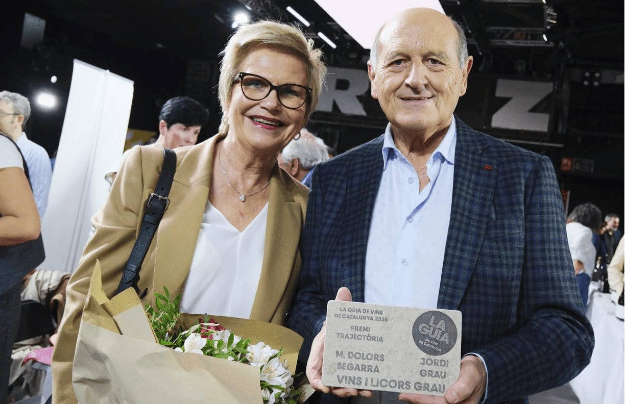 La Guia de Vins de Catalunya lliura a Maria Dolors Segarra i Jordi Grau un premi honorífic: el premi Trajectòria.